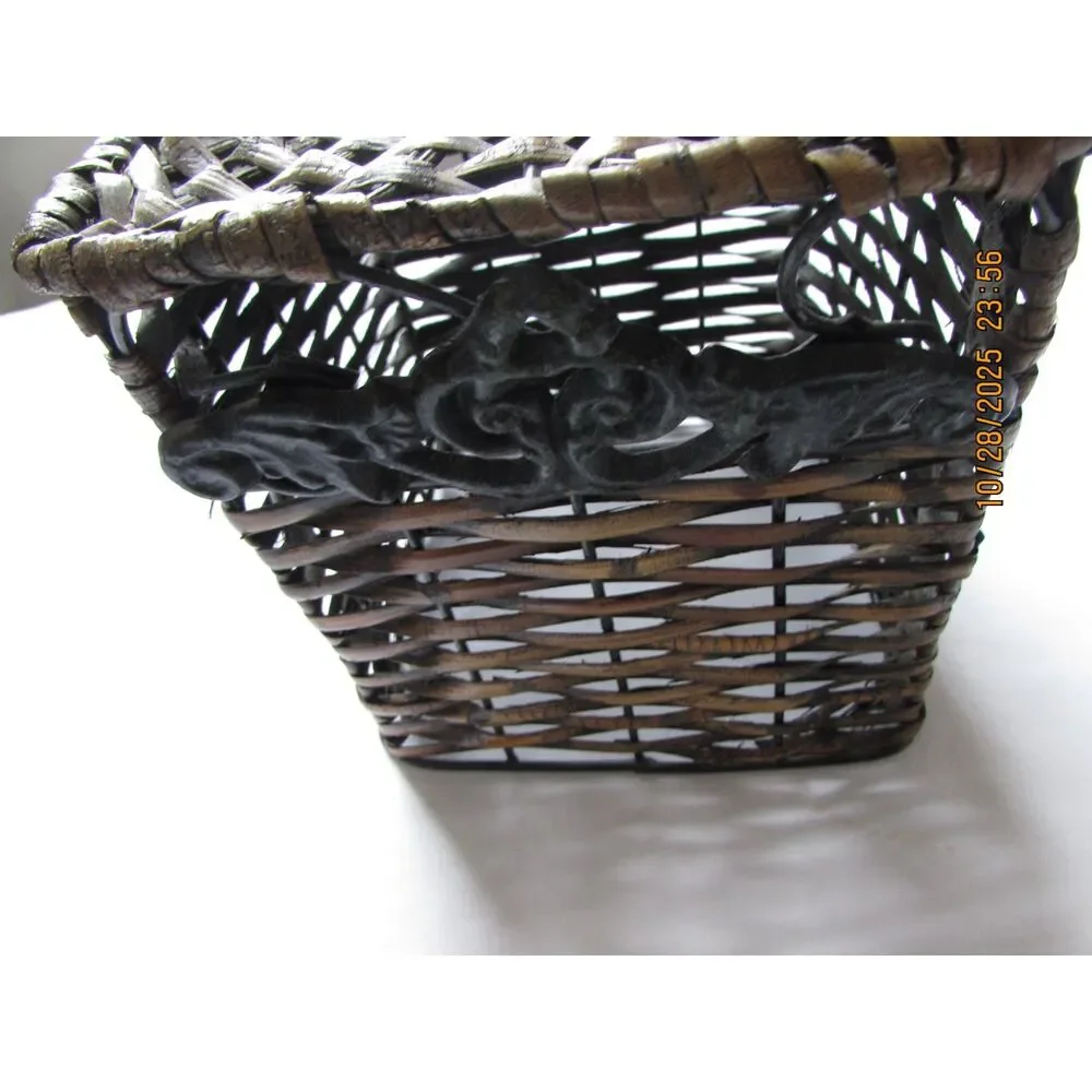 Wicker tissue box holder dark brown metal design